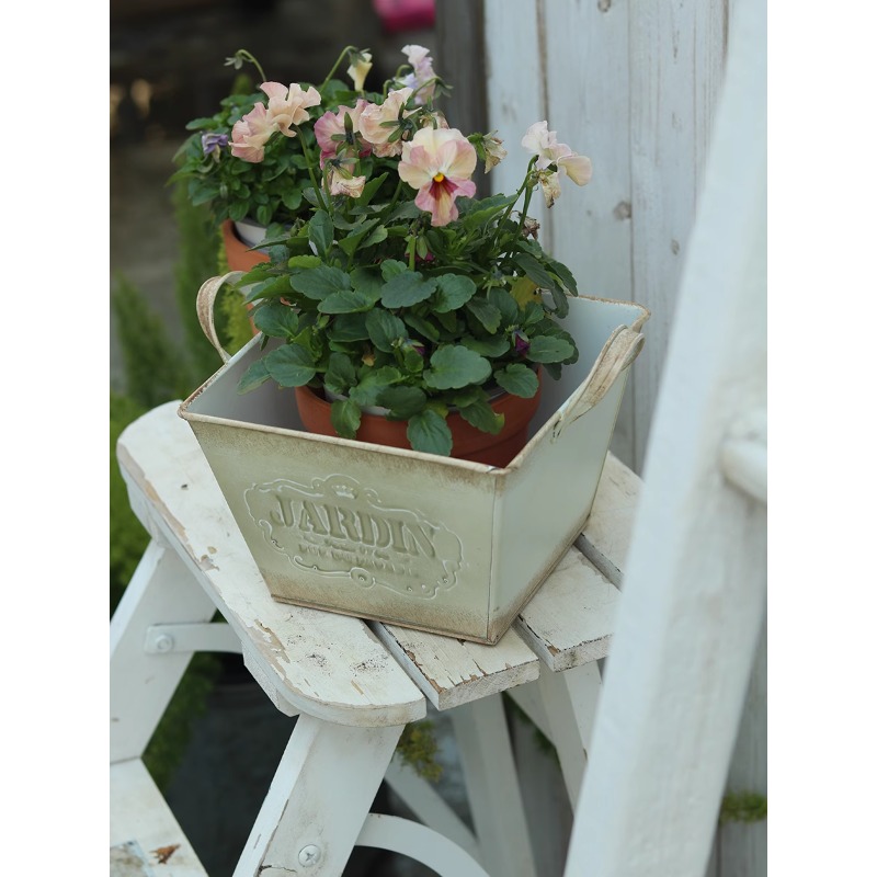 Gardening Tools In English - กระถางดอกไม้สไตล์วินเทจแบบชนบท กระถางเหล็กสองหู ถังใส่ดอกไม้ อุปกรณ์ทำสวน ของตกแต่งหน้าต่าง ของตกแต่งสวน